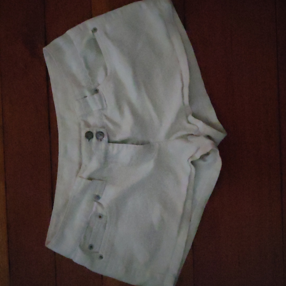 Nitro Stretch White Denim Shorts